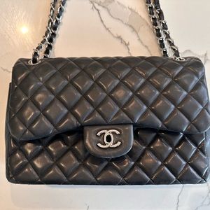 Chanel Double Flap Lamb Skin Vintage circa 2010 pre-loved bag with Dust Bag